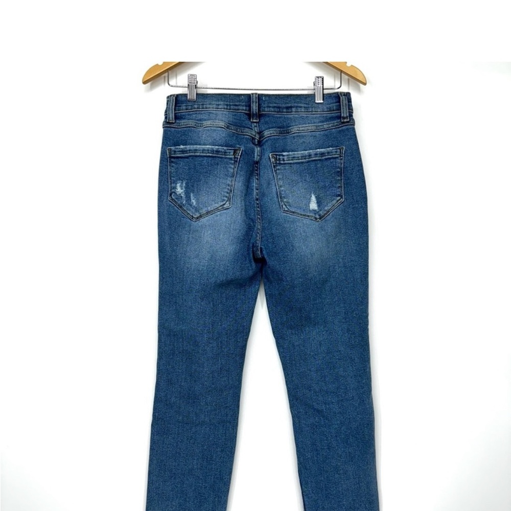 Kensie Vintage Luxe High Rise Distressed Stovepipe Cropped Raw Hem Jeans